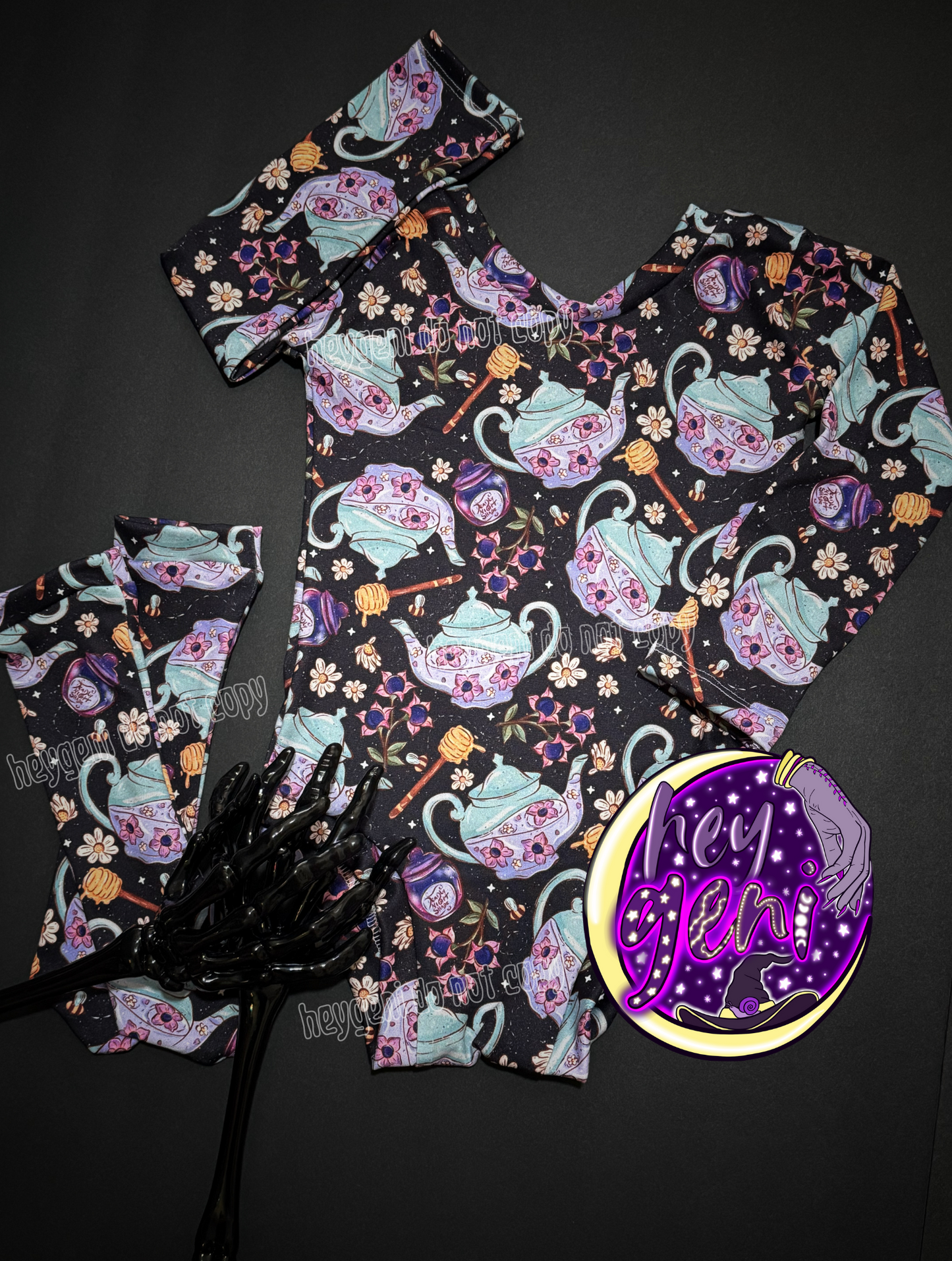 NIGHTSHADE TEA